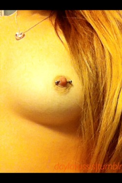 daylarussis:  New piercing!