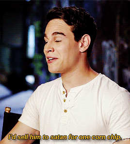 bobbimorxe:  Previously on America’s Next Top Shadowhunter After winning another