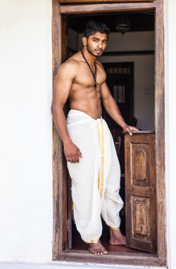 beautyofindianmen:  Jay, a traditional Keralite.