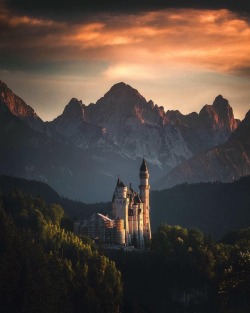 coiour-my-world:Neuschwanstein Castle | 19th-century