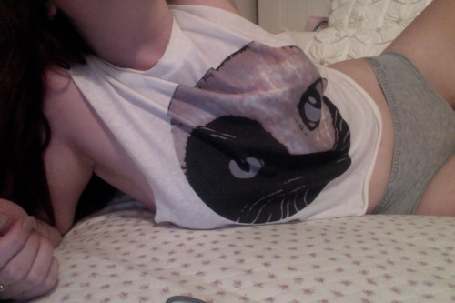 pale-0rgasm:  sasssy-princess:  ugh-pale:  ❄❆❅  ☆ i can be the pale &amp;