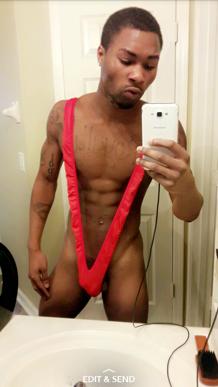 prince-of-memphis:  Thug stripper…..😂😂😂😂It’s like an advertisement..Put