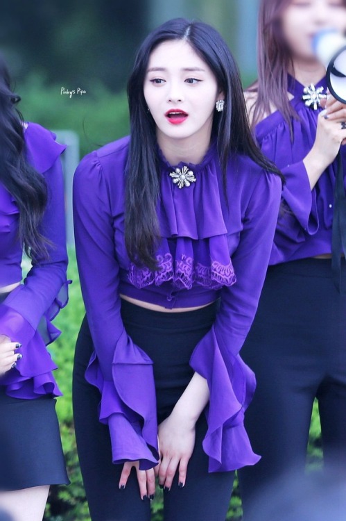 fyjieqiong:© Pinky’s Pipa // do not edit (1,2)