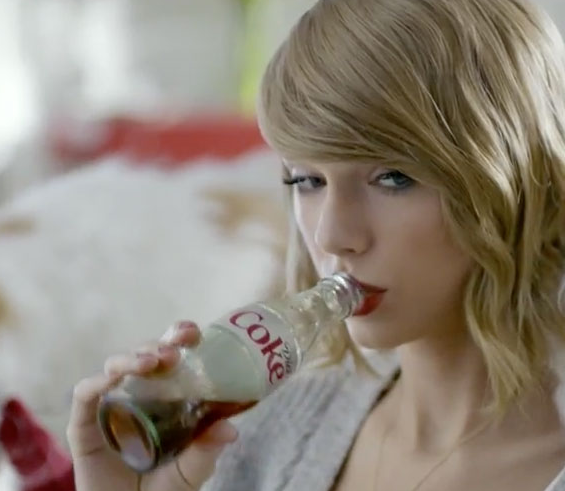 youareinloves:  why does taylor swift always look like she knows all of your secrets