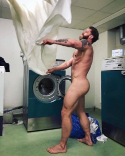 butt-boys:  Laundry day. 