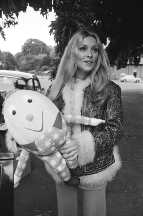 Sharon Tate photographed by Terry O’Neill in London, circa May 1969