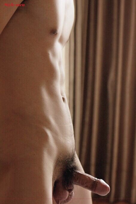 siamcuteboy:  0805ivan:  好多汁, 好美味的大陸香腸  OMG.