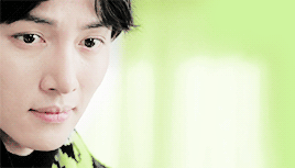 moonlightjournal:  “Hey Healer. Is Chae Young Shin that pretty?” 