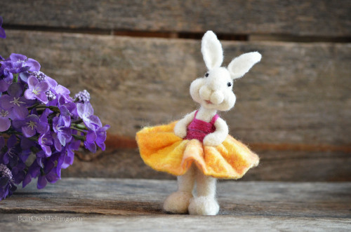 Bear Creek Bunny #299 needle felted by Teresa Perleberg