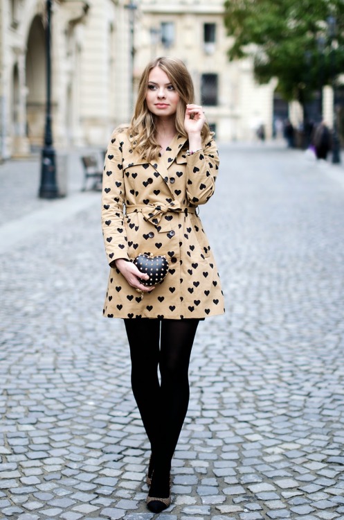 (via Pink Wish: THE HEART PRINTED TRENCH)