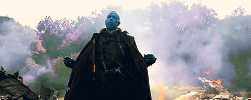 isensmith:  tehzee:alvins-hot-juicebox:jamminlucario:gofredyourself: yondu does not fuck around  This was the rawest shit  space merle  One thing I’ve found fascinating about Yondu, and love about him…Is they took a stereotypically gritty, masculine