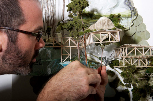 likeafieldmouse:Gregory Euclide - Otherworldly: Optical Delusions and Small Realities (2011) - Oil o