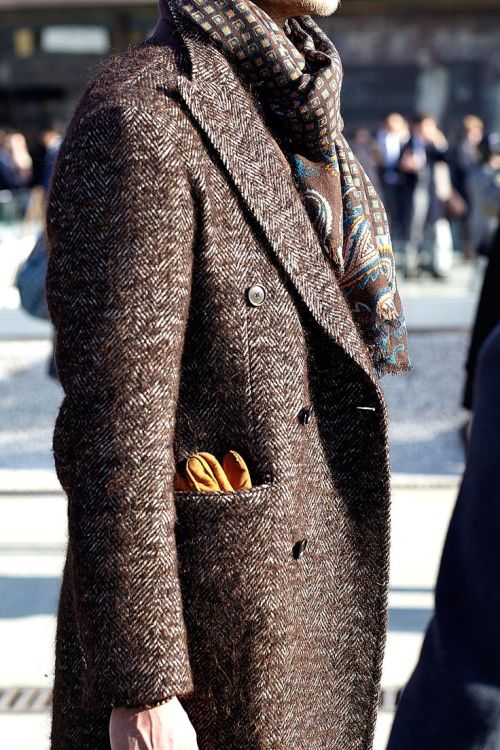Good god, I need a tweed coat now! 