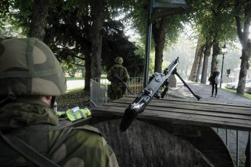 XXX militaryarmament:  Reservists with the Norwegian photo