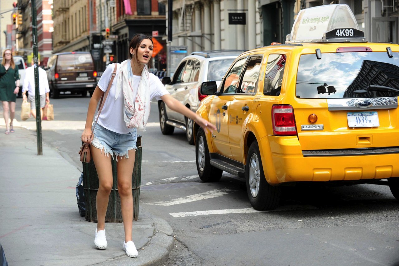celebs-dailyus:  New York, NY - 06/17/2015 - Victoria Justice going to breakfast
