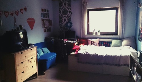 happy-absturz:  Mein Zimmer - Ausschnitt :) 