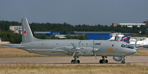 toocatsoriginals:  Illyushin IL-38 “May” via