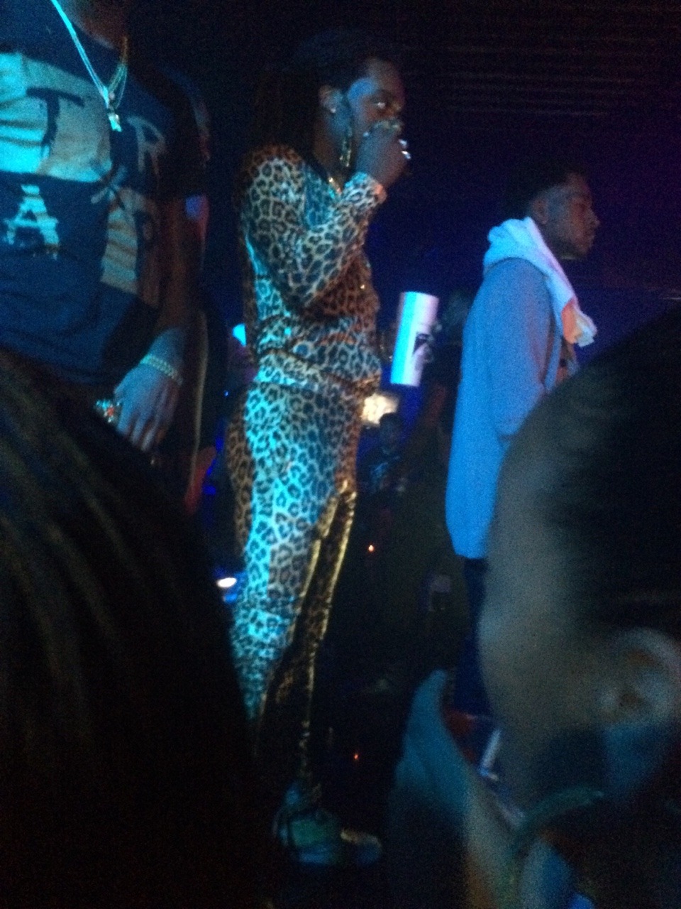 cosbyykidd:  thagoodthings:  thagoodthings:  Idk what he get on but OKAY BOO MIGOS!!!