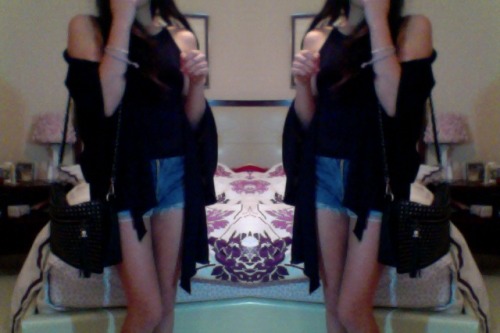 lilac-fumes: auxasia:  outfit of the day: high waisted shorts, black sleeveless crop, baggy sweater,