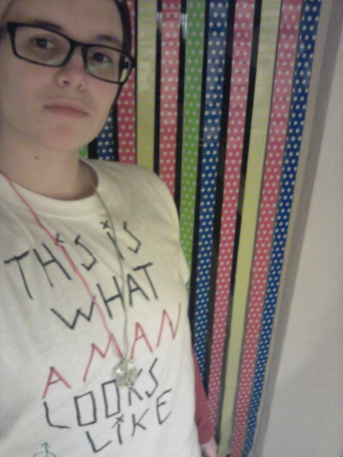 turtle-pride:“This is what a man looks like”Don’t ever just assume someones gender.#tdov #trans #nonbinary