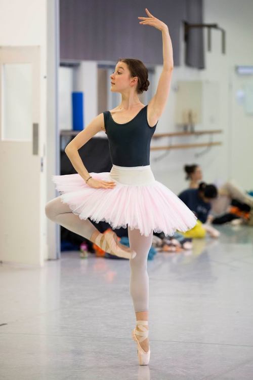 pirouette-arabesque-fouette:  Benedicte Bemet rehearsing Paquita Photography Lynette Wills 