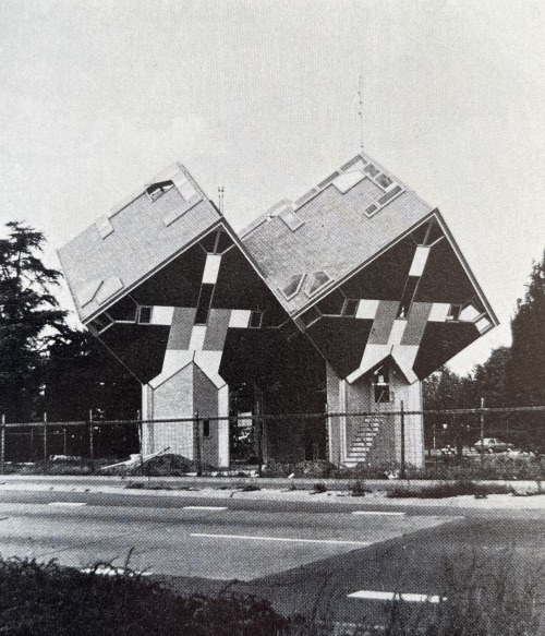 germanpostwarmodern:Kubuswoningen (1972-76) in Helmond, the Netherlands, by Piet Blom
