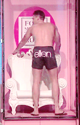 lamarworld:  (PART 2 of 2 ) Maksim Chmerkovskiy ass