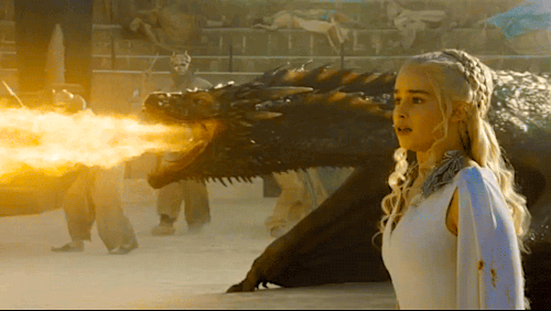 sciencevsromance:  Drogon reacts to certain plot developments in tonight’s Game of Thrones.