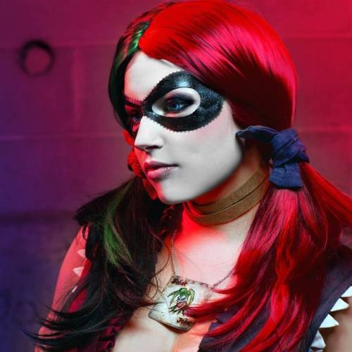 cosplayandgeekstuff:    Destiny Nickelsen (USA) as Harley Quinn.Photos I and II by:   Tobias Roybal Photography  Photo III by:  @Joseph Chi Lin  