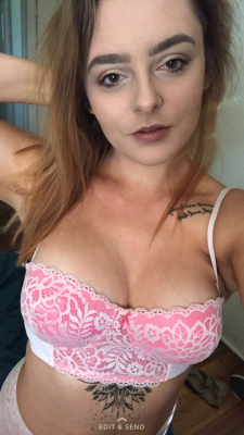 slutfaery:more selfies because I’m a vain bitch 😛