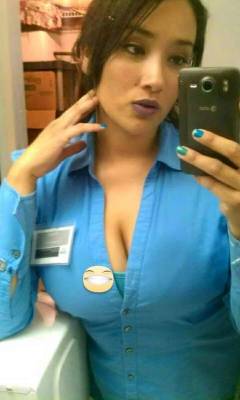 saralove87:  Good morning, another day at work 😊 #showboobs #bigboobs #titsjob #naughty #hornygirl