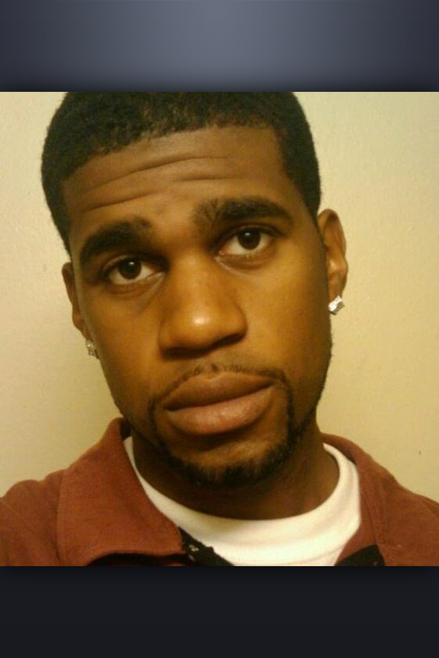 blkblack:  baitthestr8:  http://www.baitthestr8.tumblr.com  Sexy