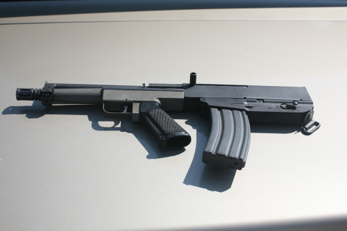 cerebralzero:  Ah, good ol’ Bushmaster Arm Pistol.