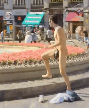 Sex el-mago-de-guapos:  Madrid al desnudo LocueloWTF pictures