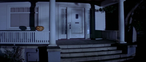 365filmsbyauroranocte:Halloween (John Carpenter, 1978): empty spaces