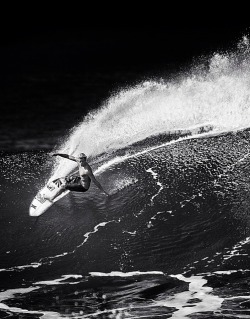 hurley:  Lay your track, leave an impression | John John Florence  Photo: Trevor Moran  