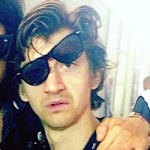 turnericonsz:  Alex turner icons