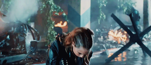 whatwouldjessicajonesdo:  Cara Delevingne playing live-action COD is what I live for! 