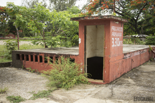 Deportivo Semi-Abandonado Parte 1 [Semi-Abandoned Sports Club Part 1]Matías Romero, Oaxaca - Mexico