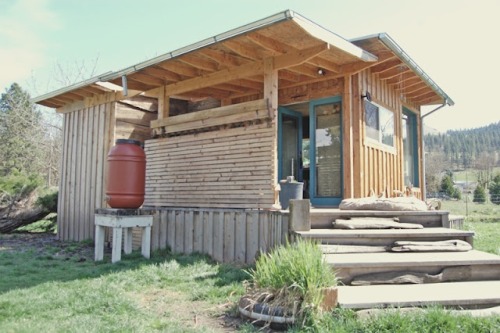 canigetawitnessblog:  The Tiny Life Tumbleweed Tiny House Co.