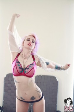 altmodelgirlcrush2: Adria Suicide @suicidegirls 