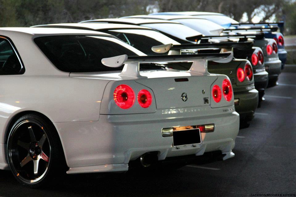 streetstance:  street stance  –socialq