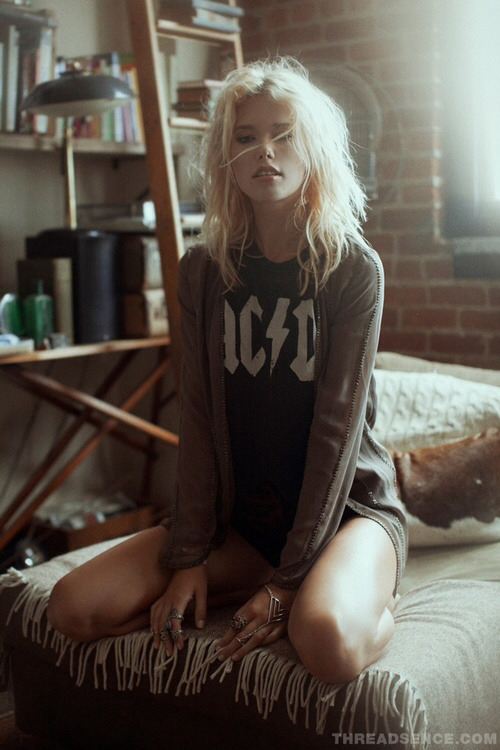 unevxntful:  my blog will make you smile ♥  Via definitecuties. For more followers,
