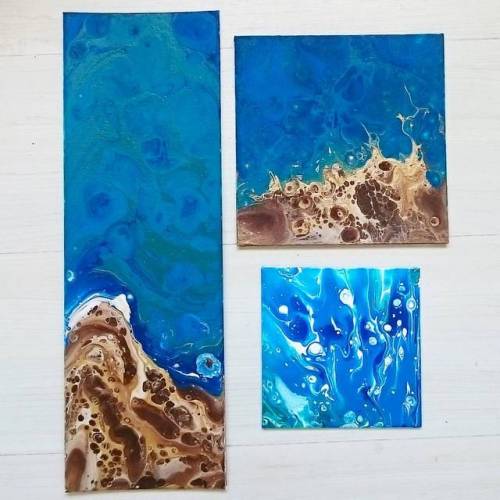 Ocean meets the sand. The smallest pour was with leftover paint #dirtypour #fluidpainting #acrylicon