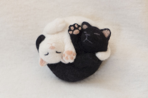 Black and White Cats Brooch available at my Etsy shopA perfect harmony of cats