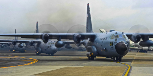 theworldairforce:C130s Outbound