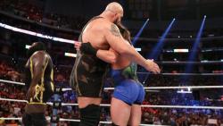 wweass:  Wow. Looks like Big Show is about to give that ass a