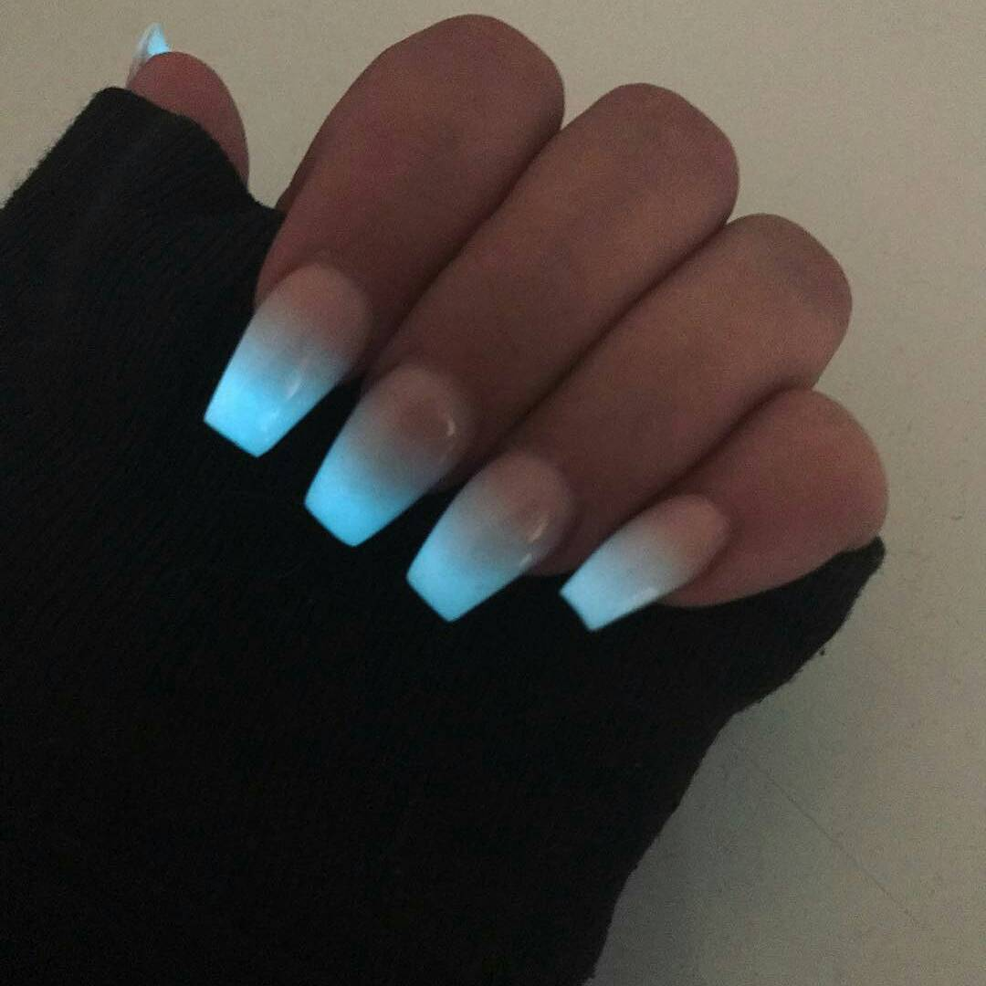 Glow Nails Explore Tumblr Posts And Blogs Tumgir