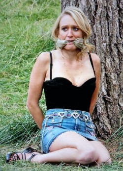 kiltedpatriot:  Making a rendezvous in the secluded woods, to deliver this blonde hottie to her new Owner. ;)