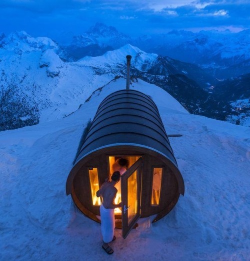 digitalramen:  digitalramen:  archatlas:  Sauna in the Sky Stefano Zardini  A sauna at 2,800 me